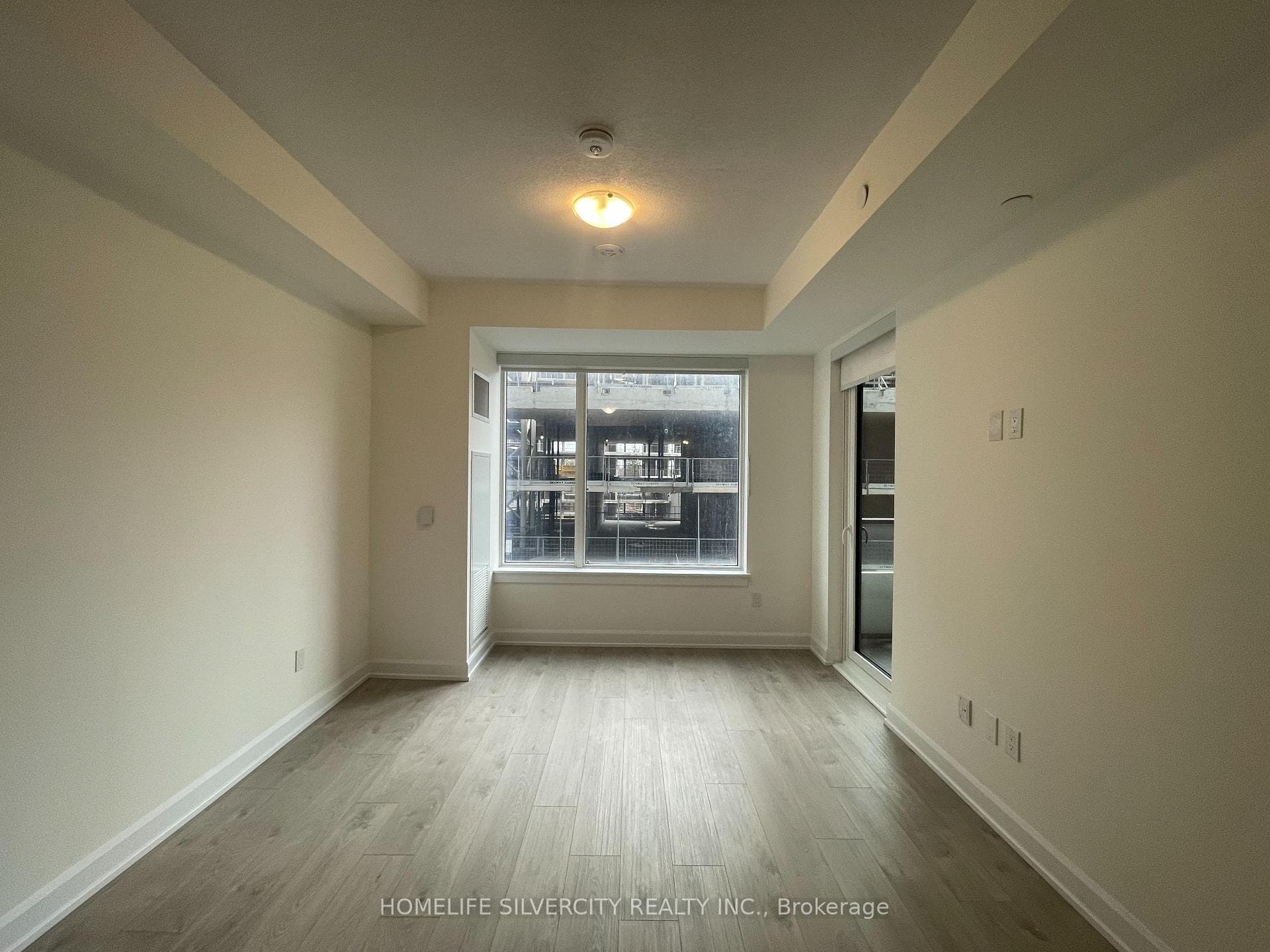3220 William Coltson Avenue Unit 418 photo 3