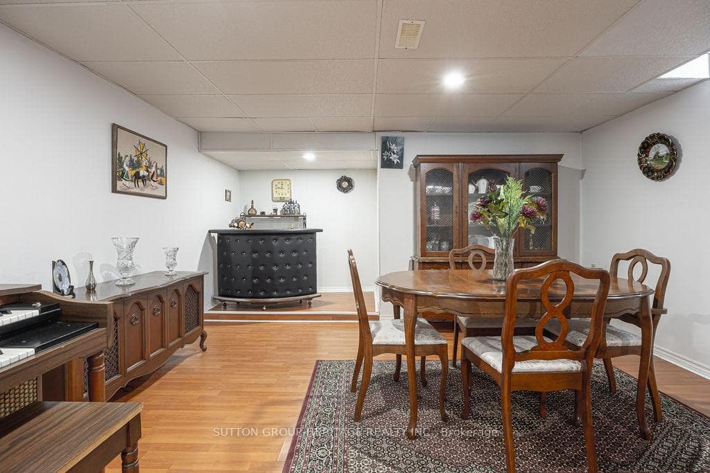 56 Fenning Drive photo 26