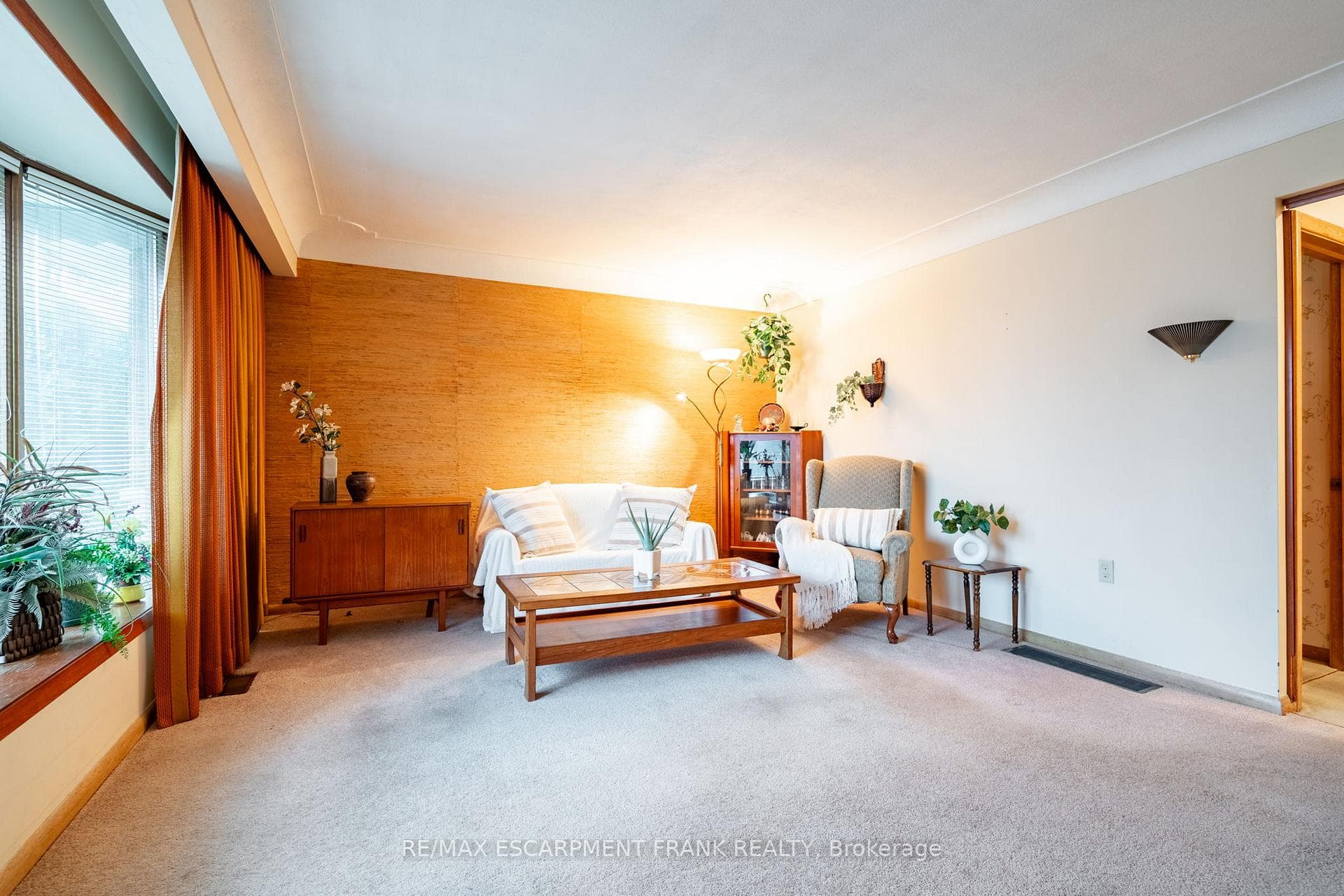 1053 Fennell Avenue photo 10