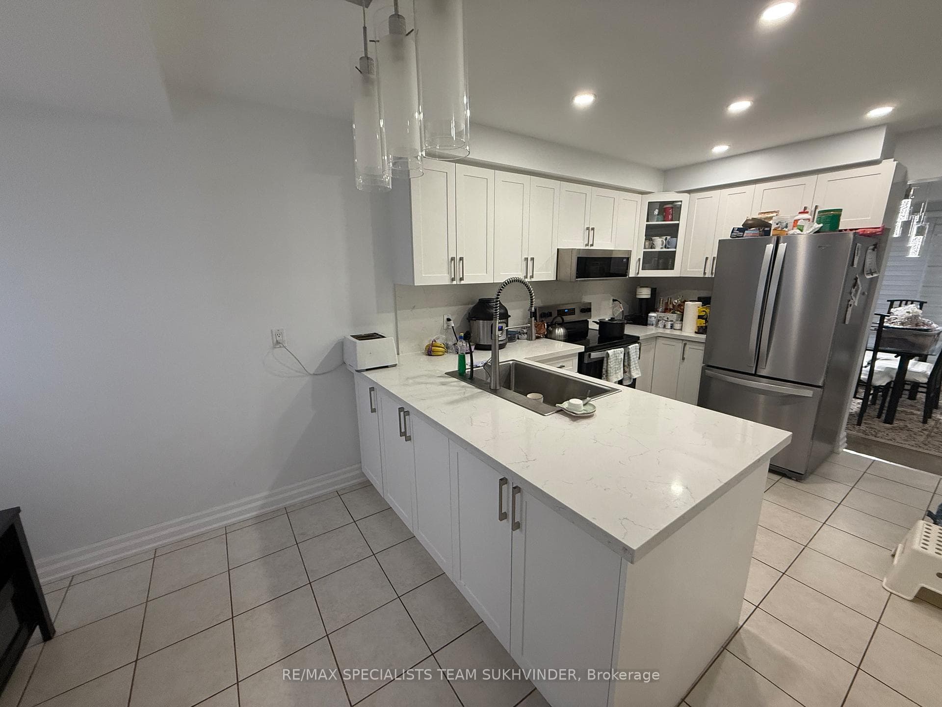 2275 Credit Valley Road Unit 7 photo 6