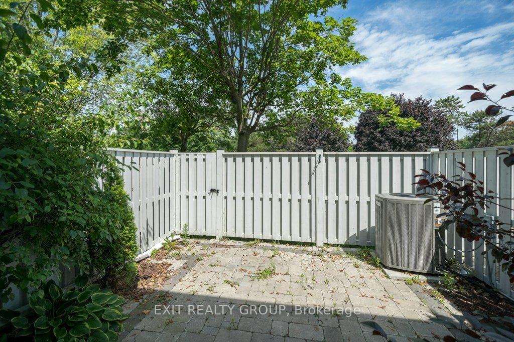 31 Keegan Parkway Unit 4 photo 28