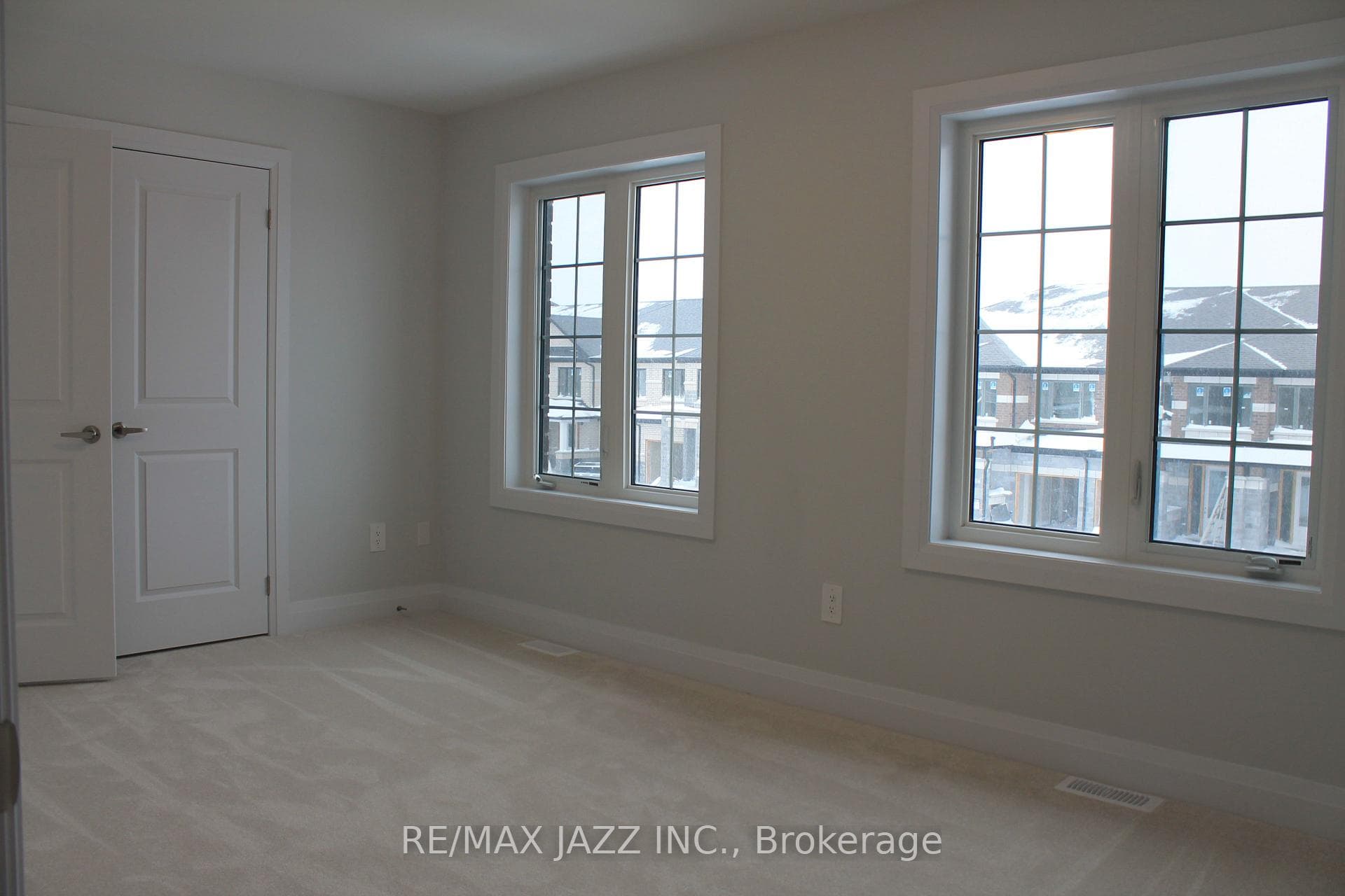 60 Butler Boulevard photo 13