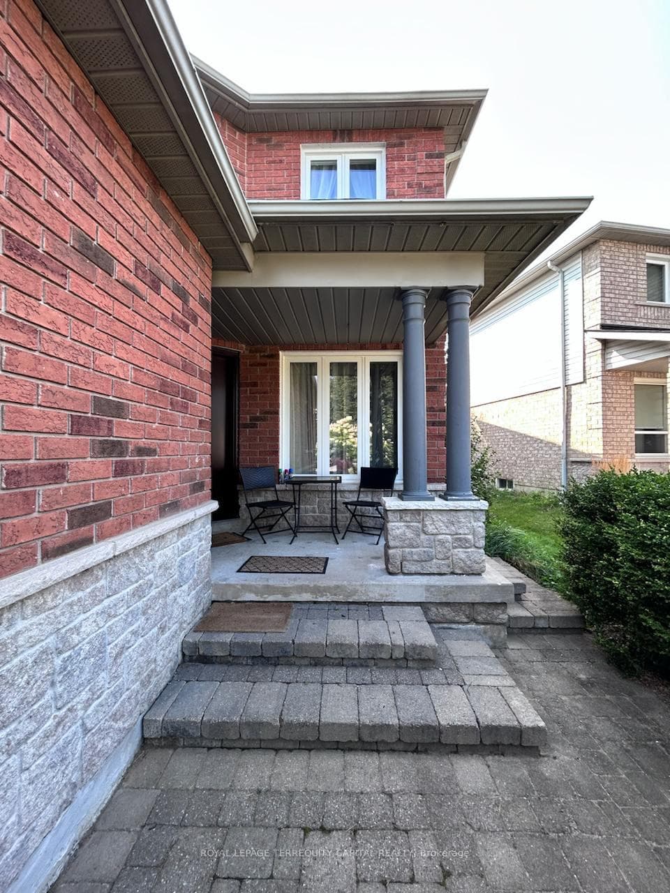 12 Bluegrass Drive photo 2