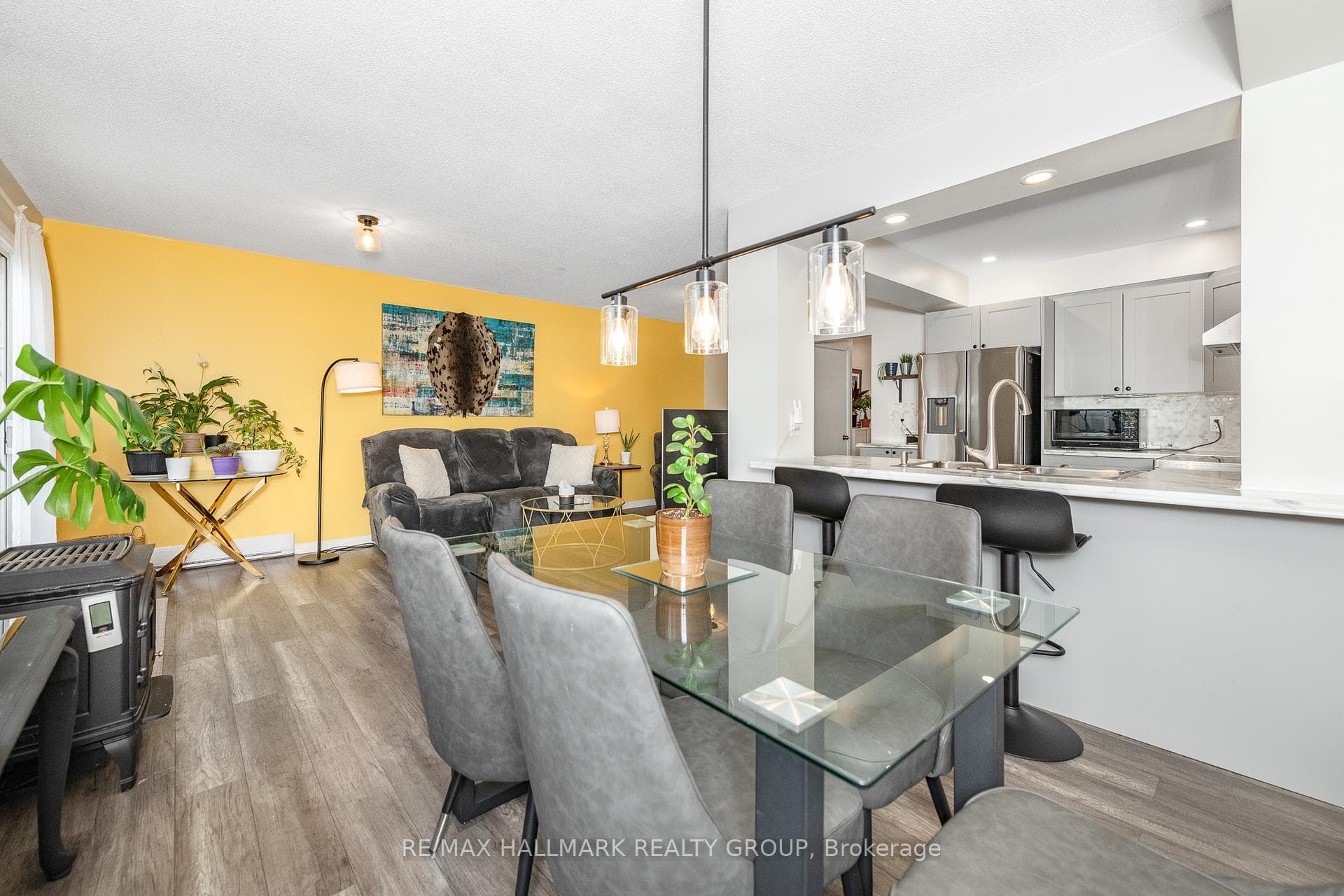 3353 HOGARTH Avenue photo 18
