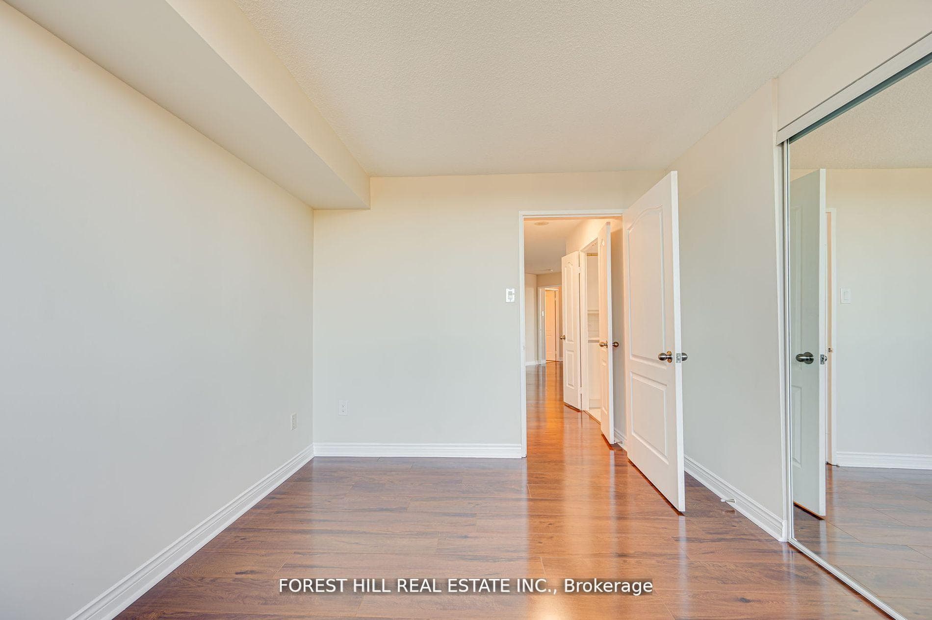 7 Townsgate Drive Unit 304 photo 7