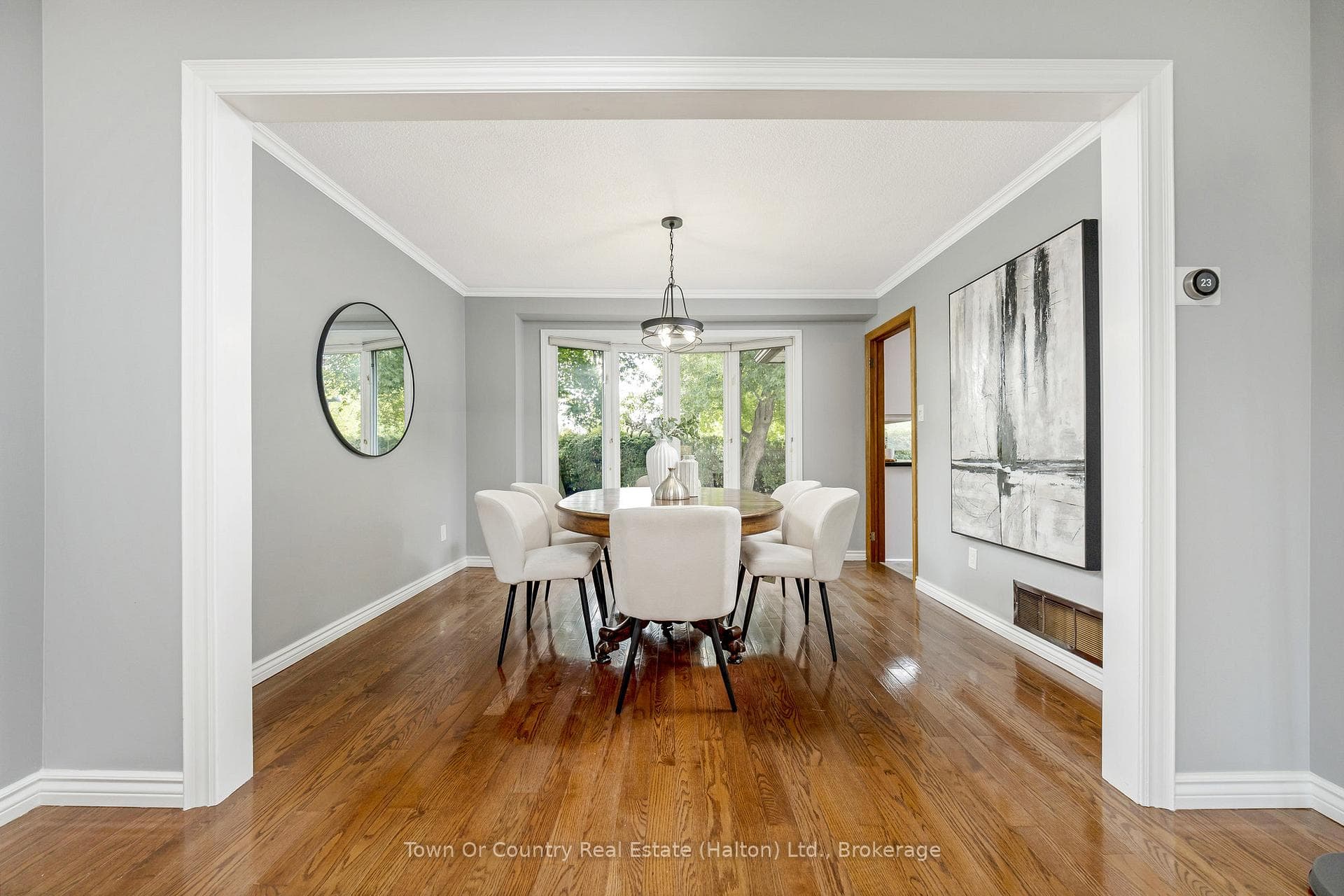 472 White Drive photo 12