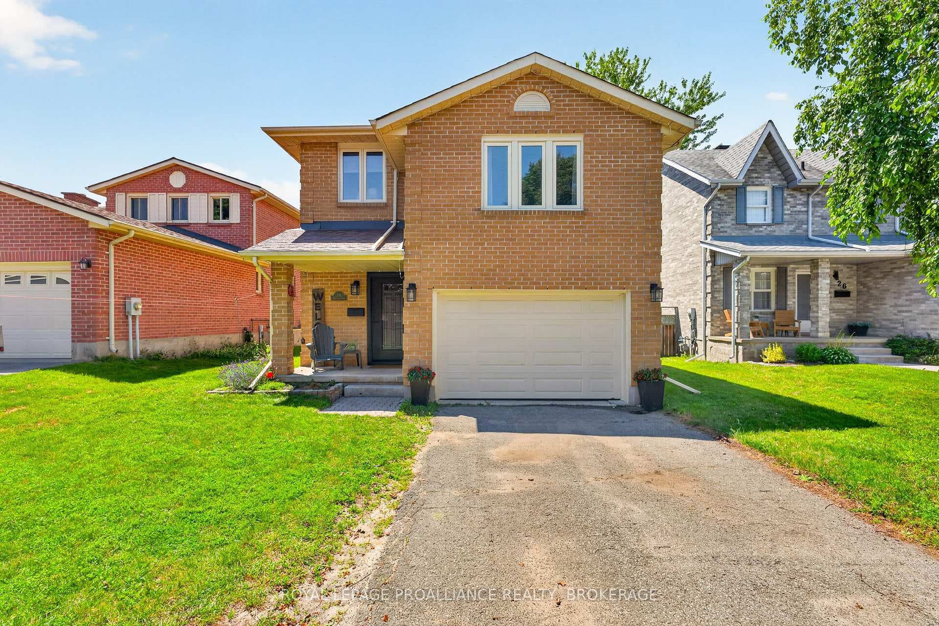 24 Balmoral Court photo 1