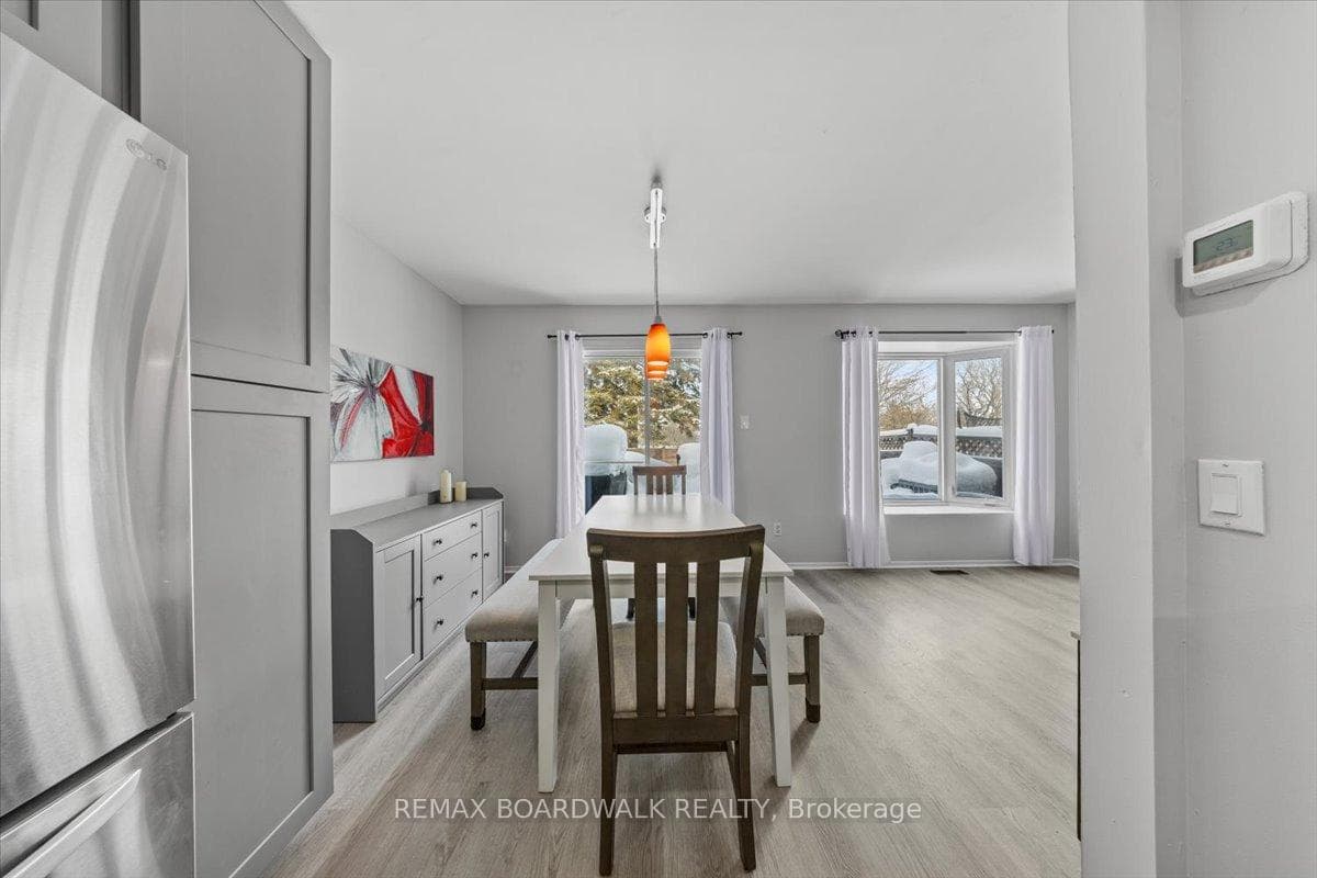 294 Valade Crescent photo 9