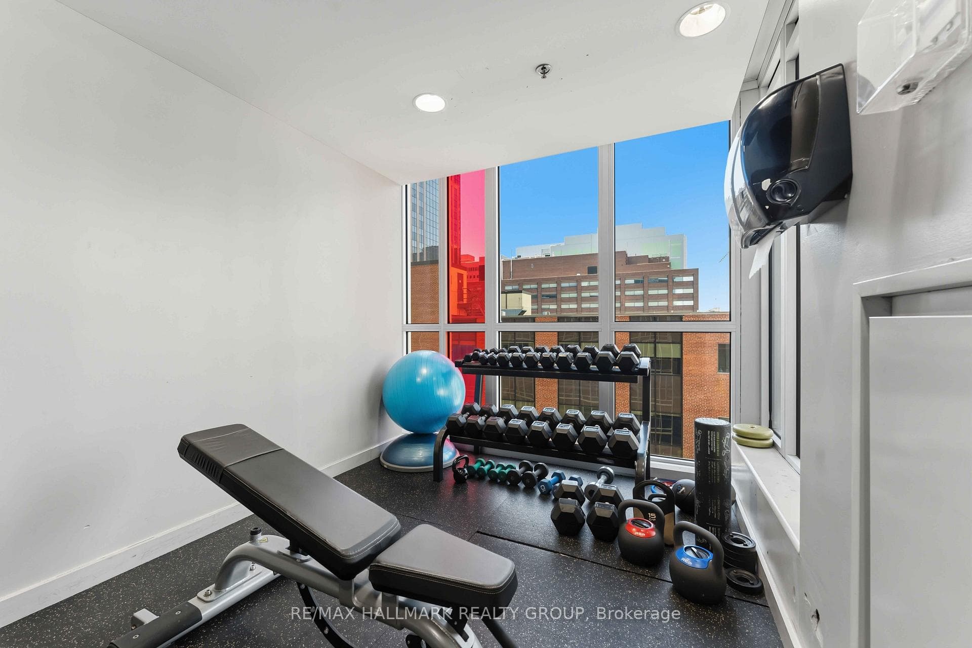 324 Laurier Avenue Unit 2110 photo 35