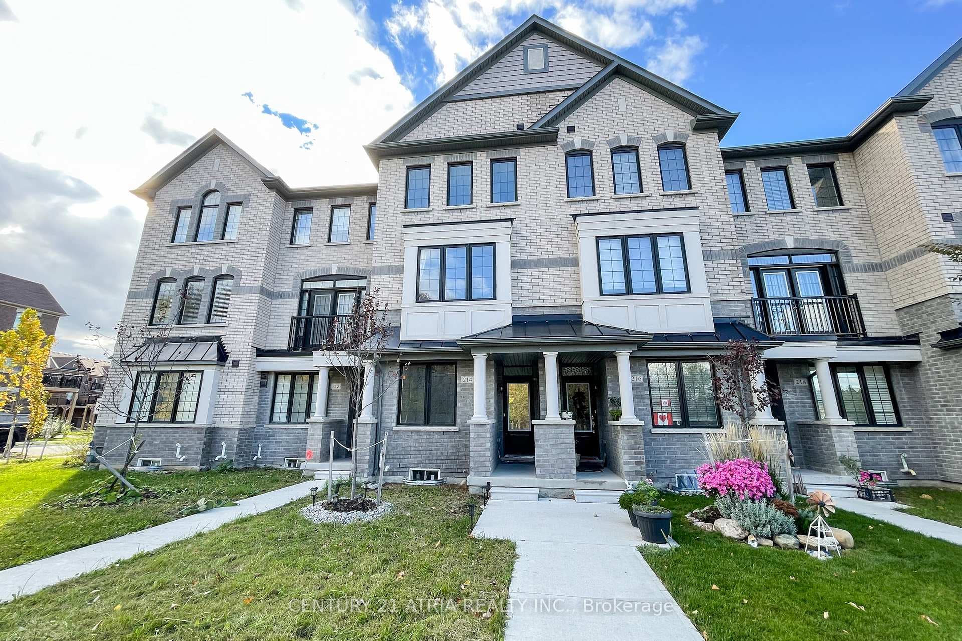 214 William Forster Road photo 1