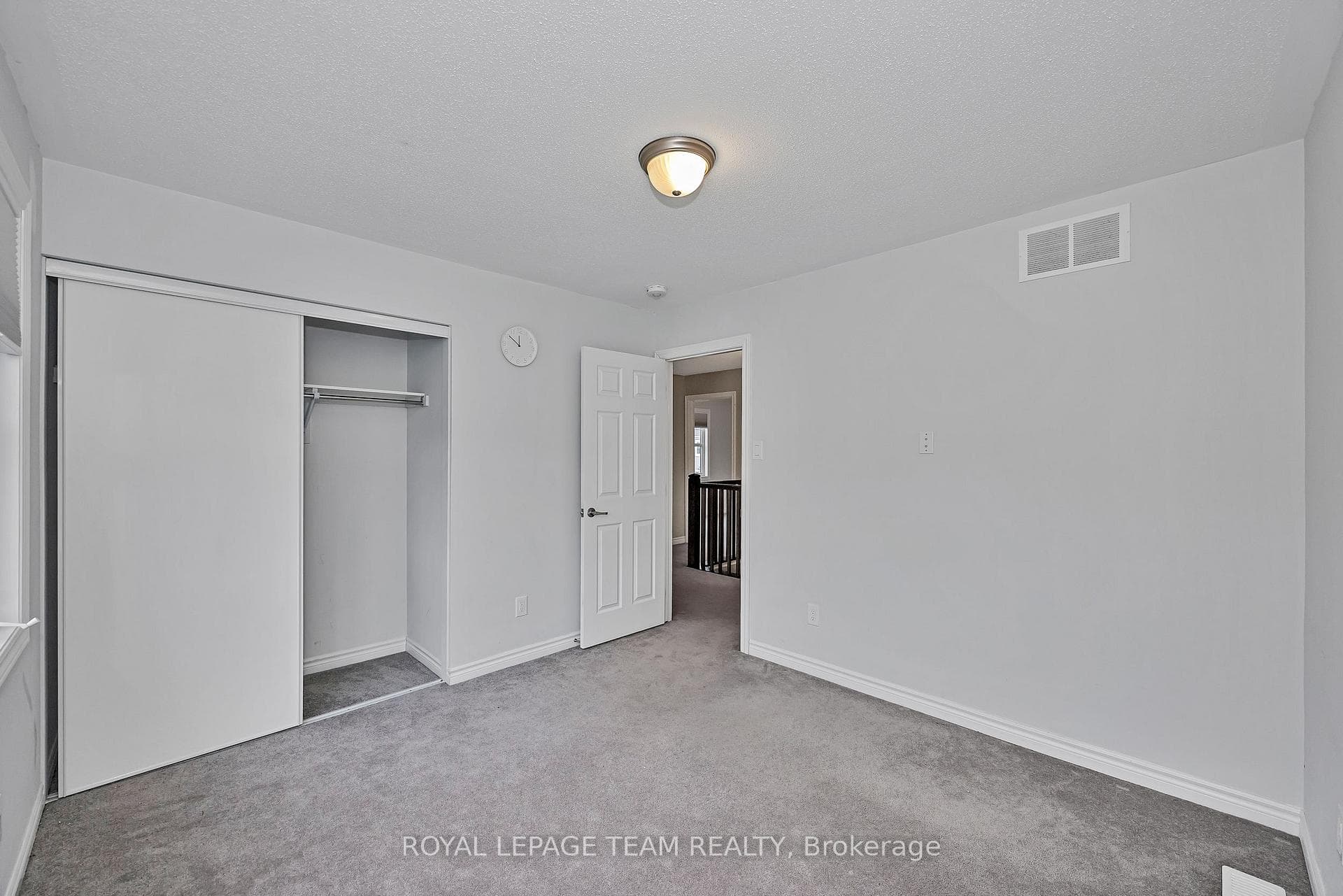 659 Pearl Dace Crescent photo 29