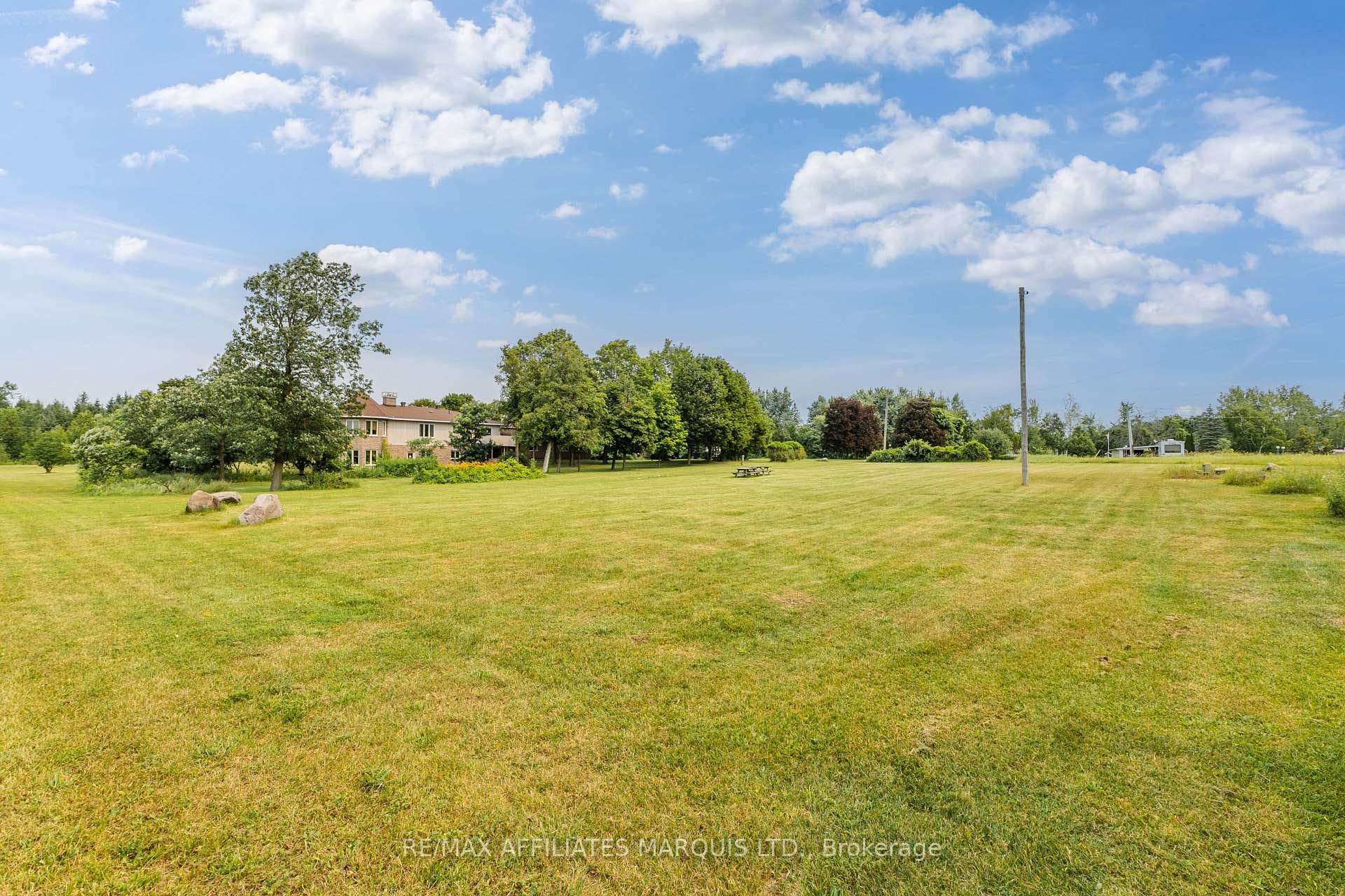 17588 McPhail Road photo 17