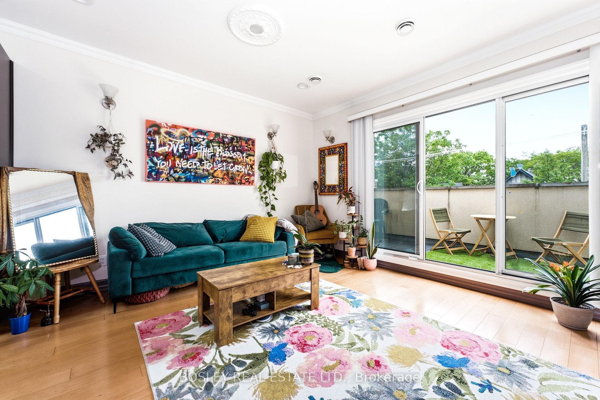 115 Roncesvalles Avenue Unit 3 photo 1