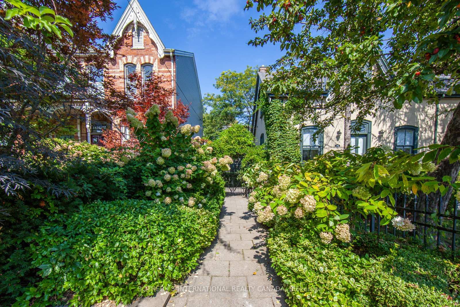 34 Amelia Street photo 2