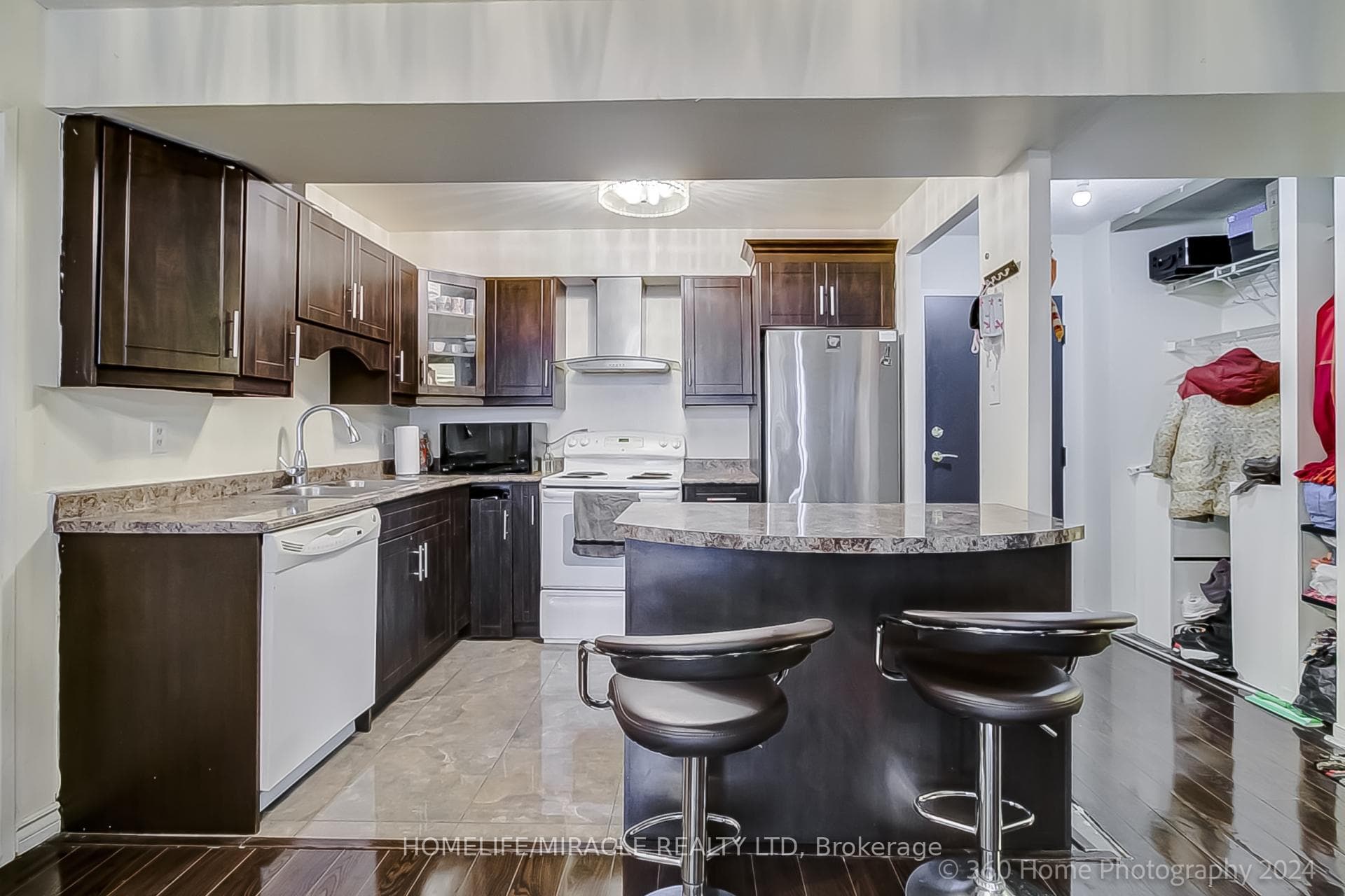 330 Mccowan Road Unit 603 photo 7