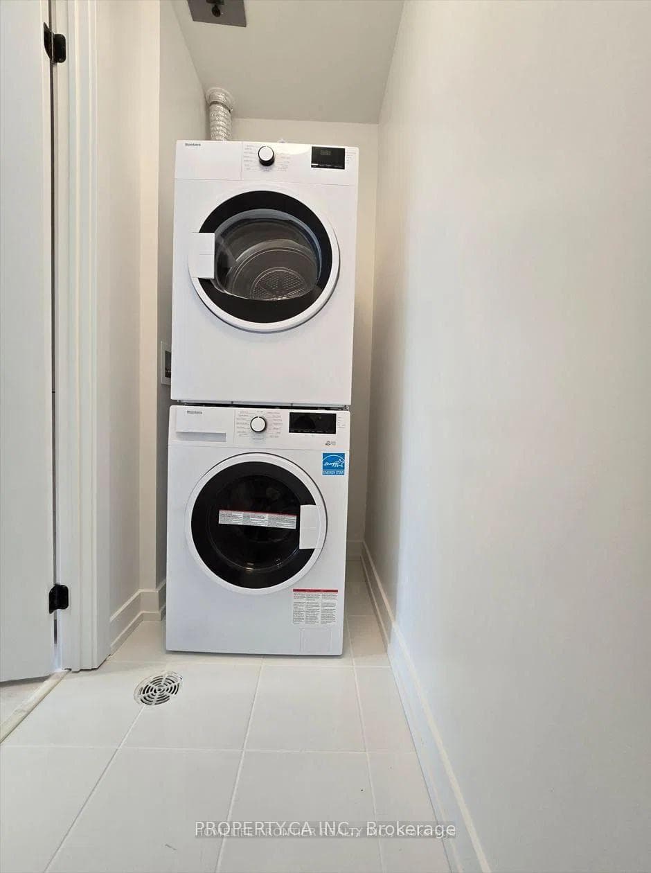 117 Broadway Avenue Unit PH10 photo 8