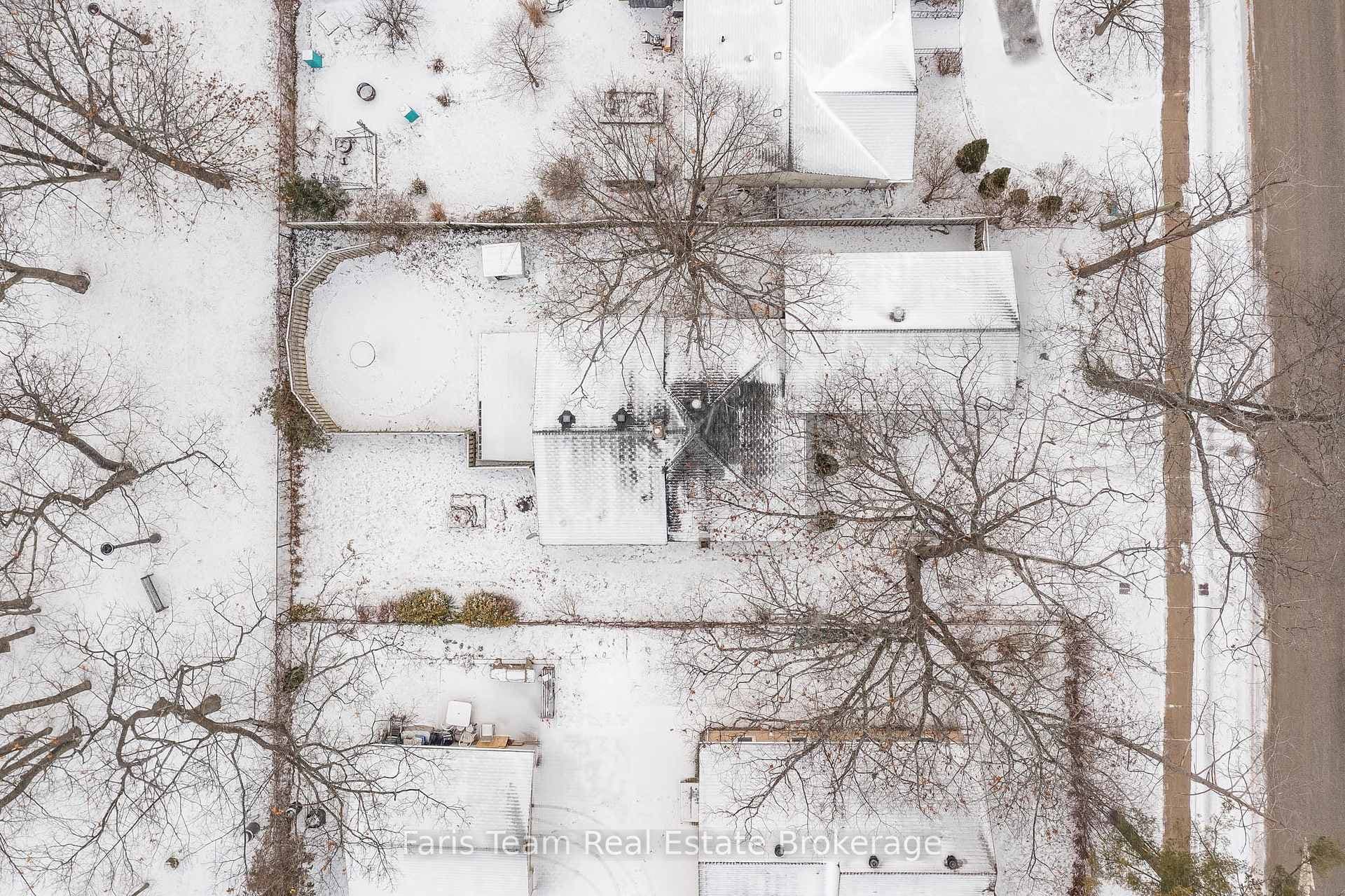 55 River Avenue Crescent photo 14