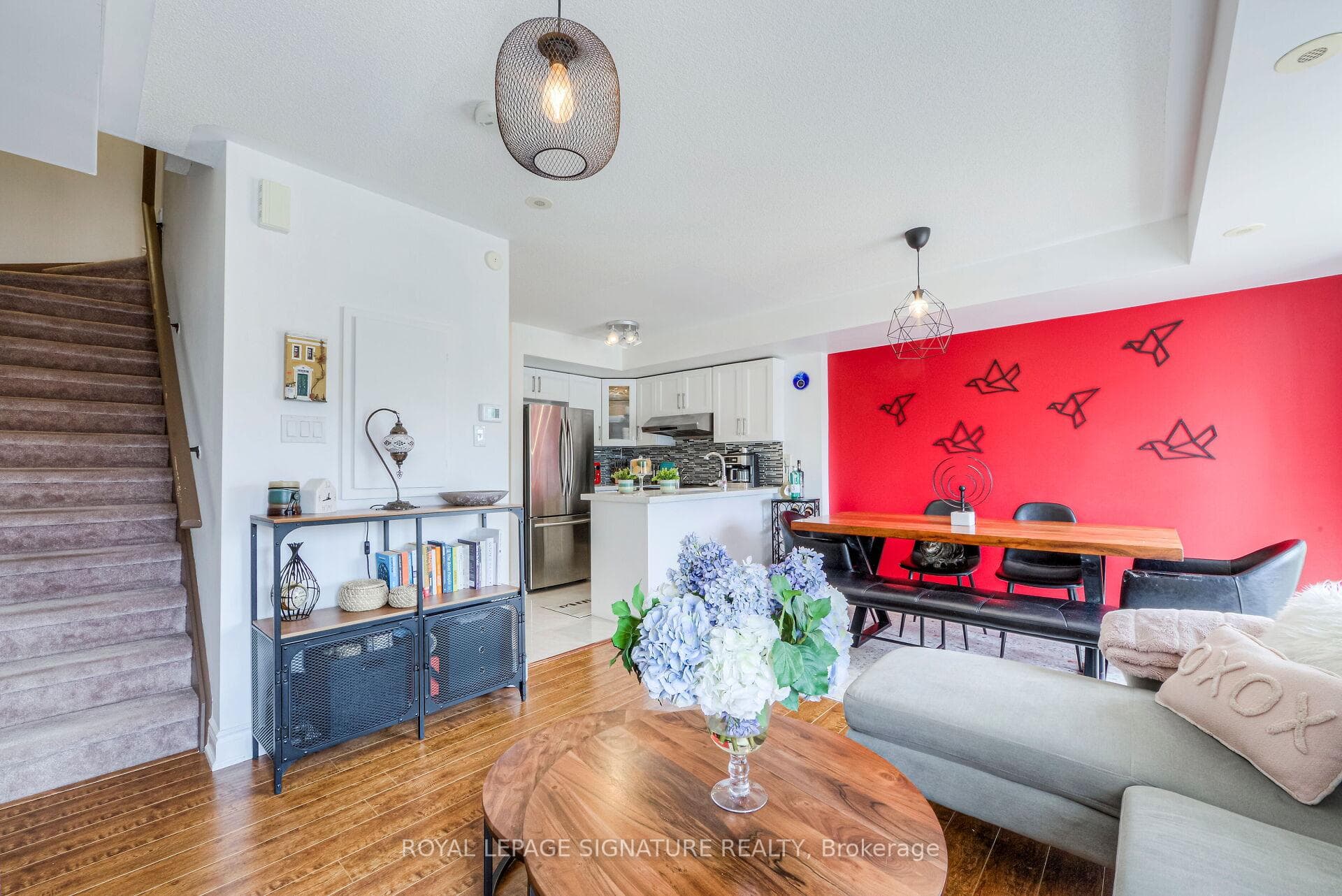 310 John Street Unit 319 photo 10