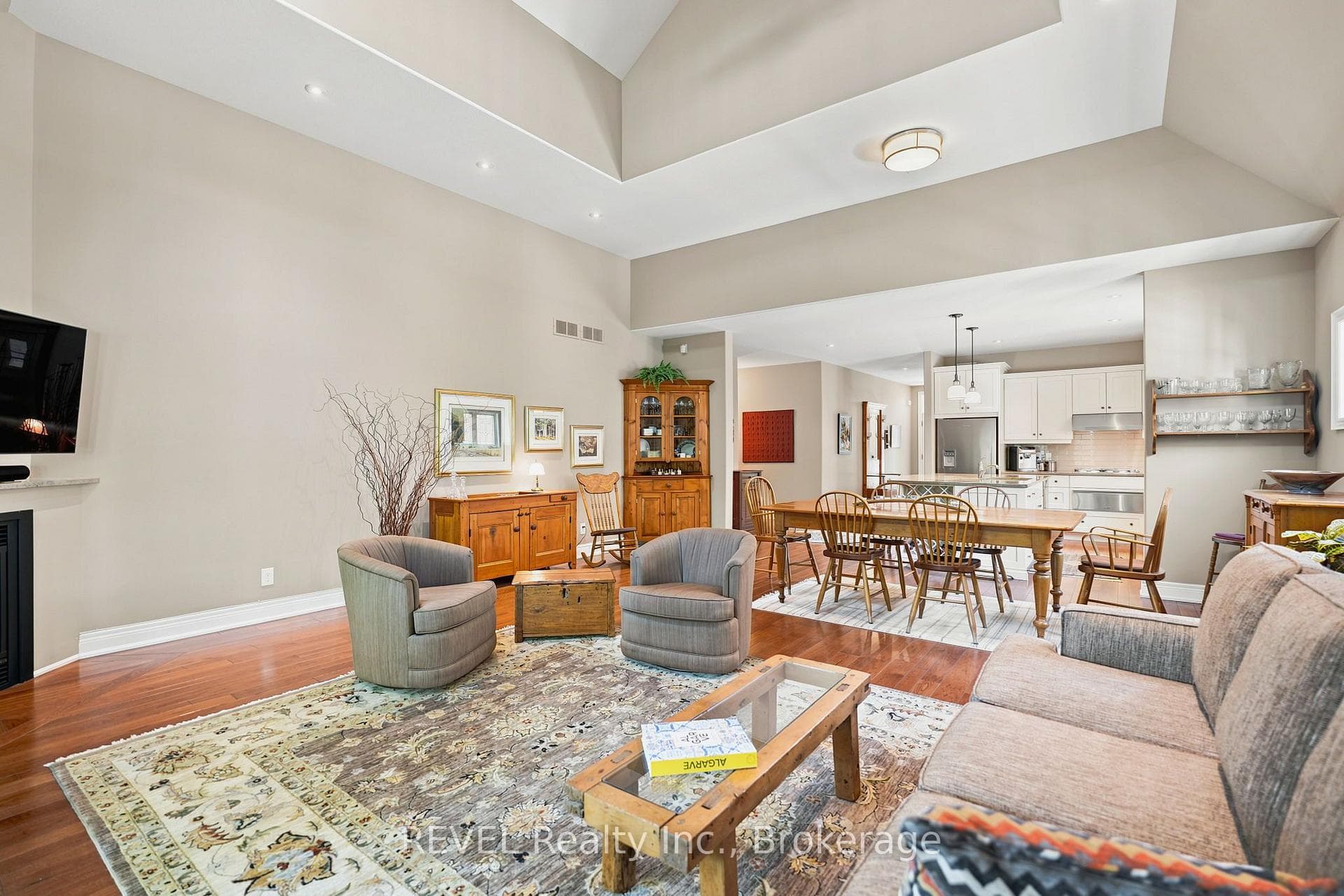 90 Sunrise Court photo 14