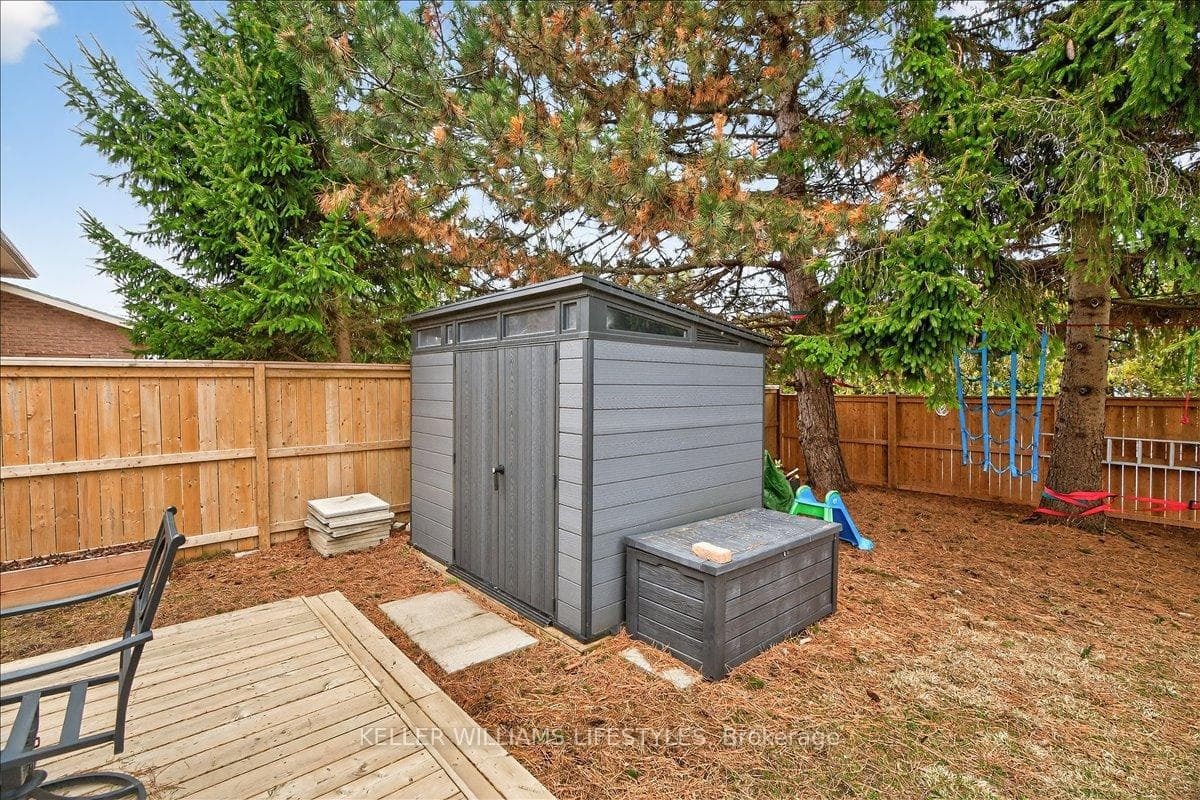 2 Juniper Place photo 34