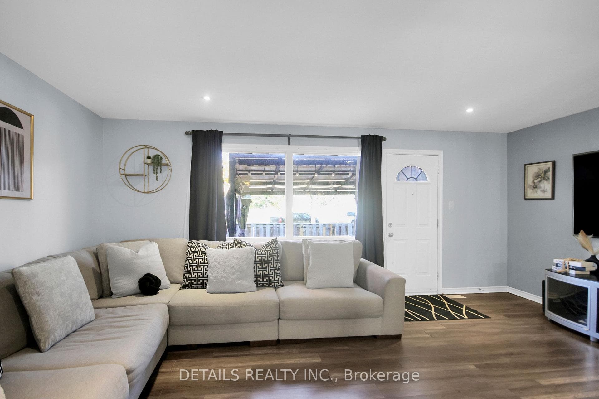 3575 Downpatrick Road Unit 2 photo 35
