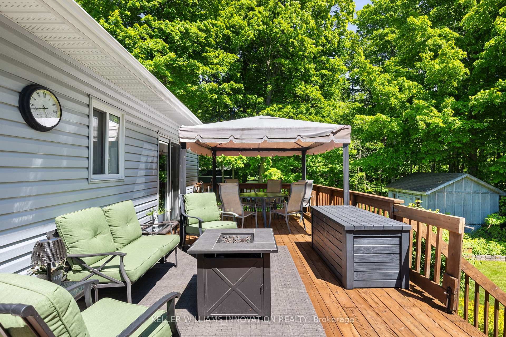 Deck