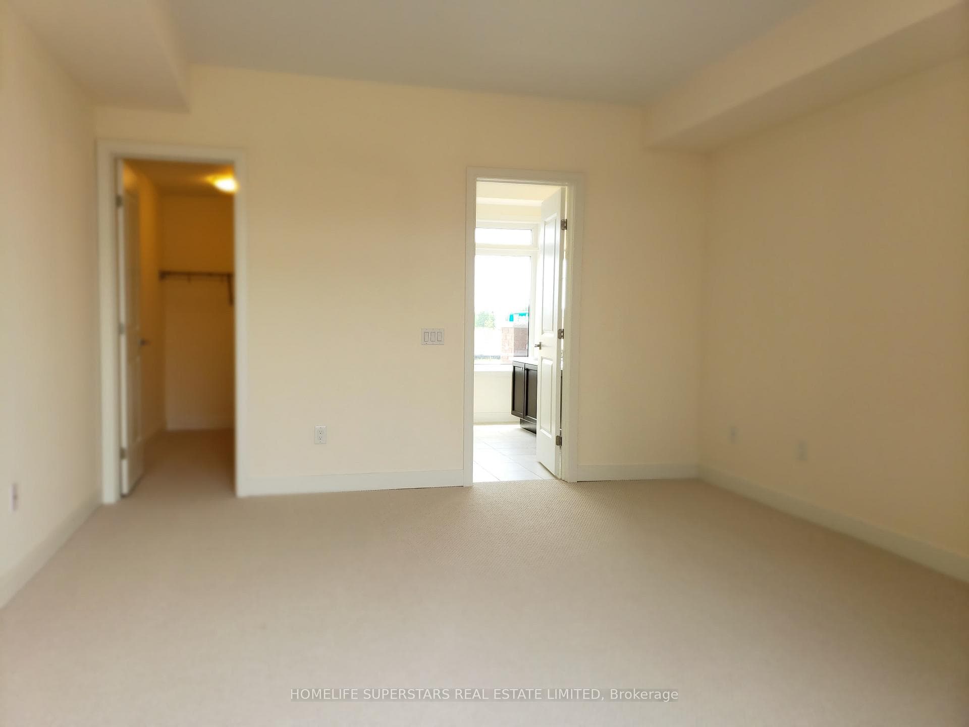 409 Veterans Drive photo 7