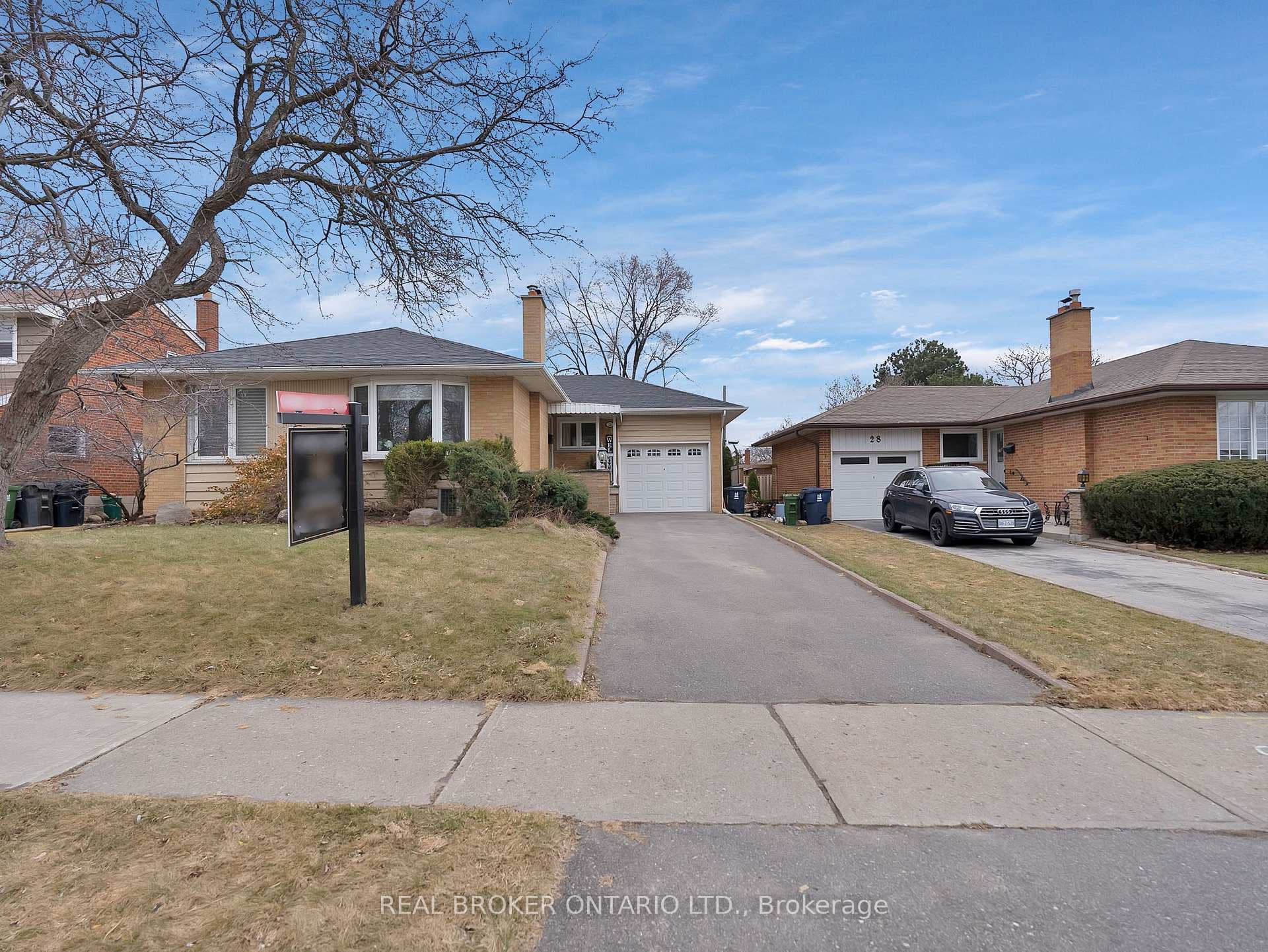 26 Deanefield Crescent photo 3