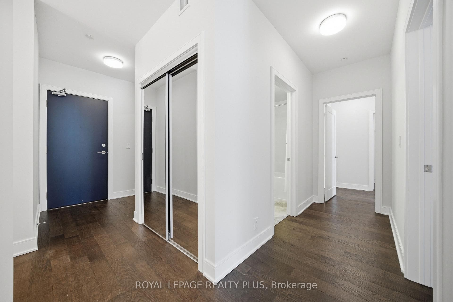 1575 Lakeshore Road Unit 117 photo 27