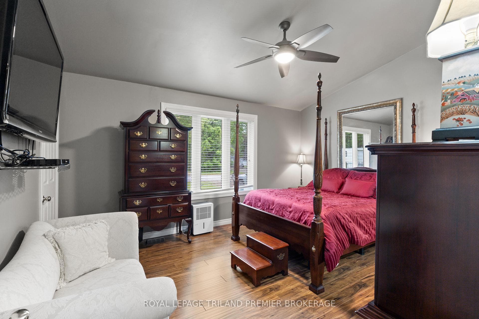 7710 Clayton Street photo 13