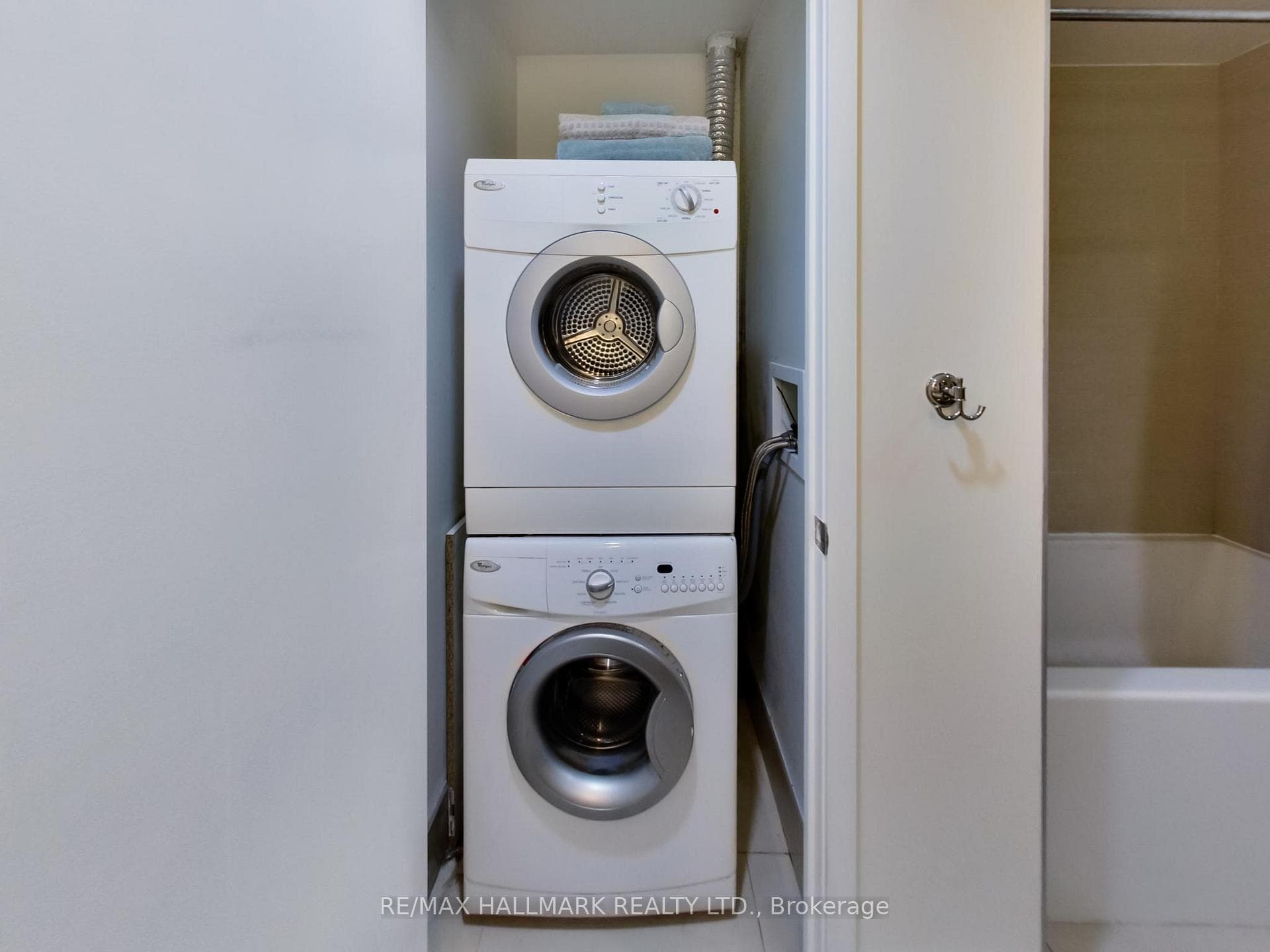 70 Distillery Lane Unit 1307 photo 7