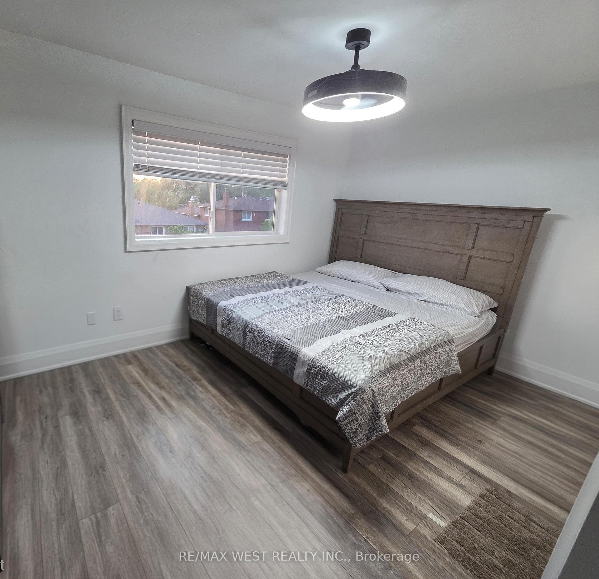 3020 Cedarglen Gate Unit 33 photo 8