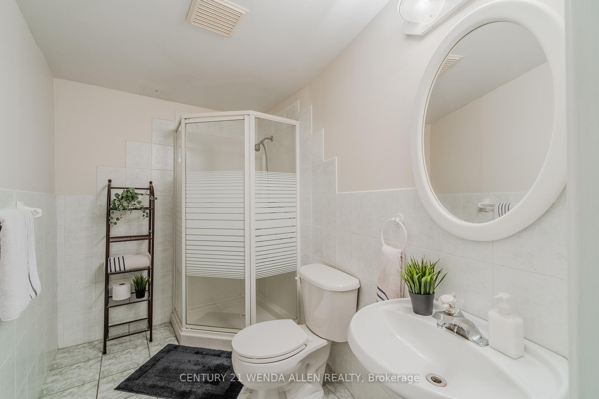 3395 Cliff Road Unit 102 photo 41