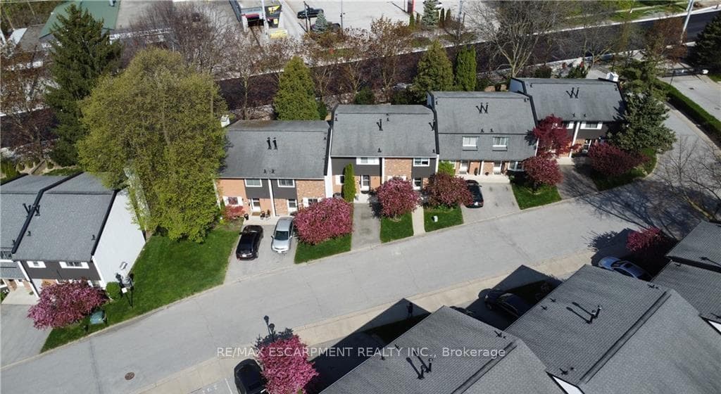 77 Linwell Road Unit 27 photo 44