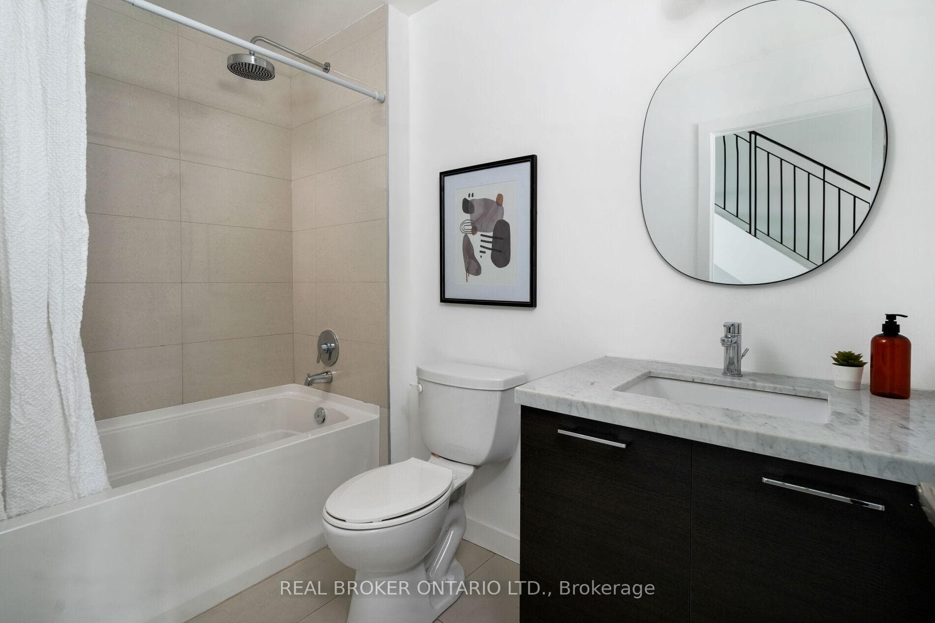 41 Ossington Avenue Unit TH1 photo 13