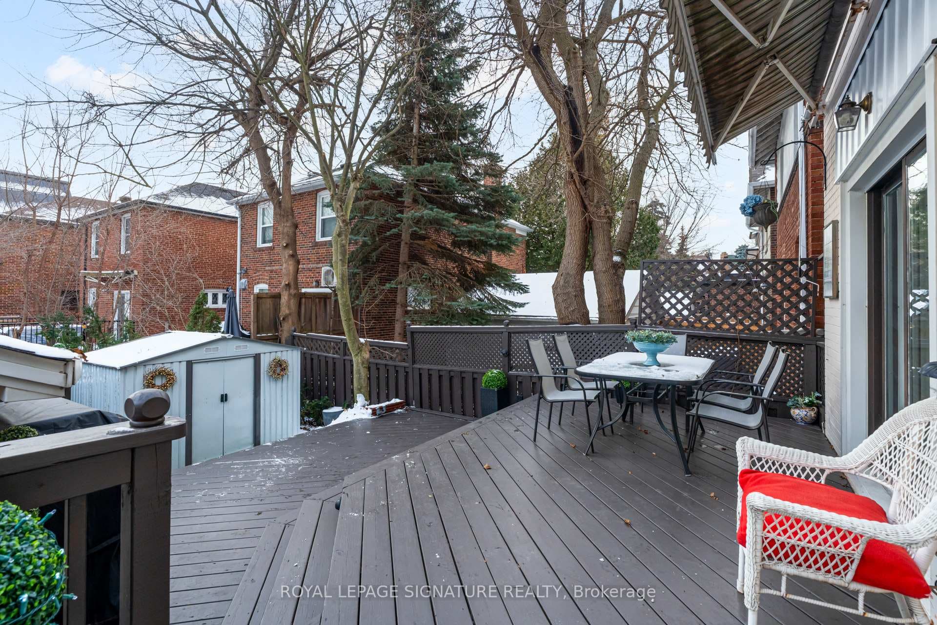 229 Glengrove Avenue photo 36