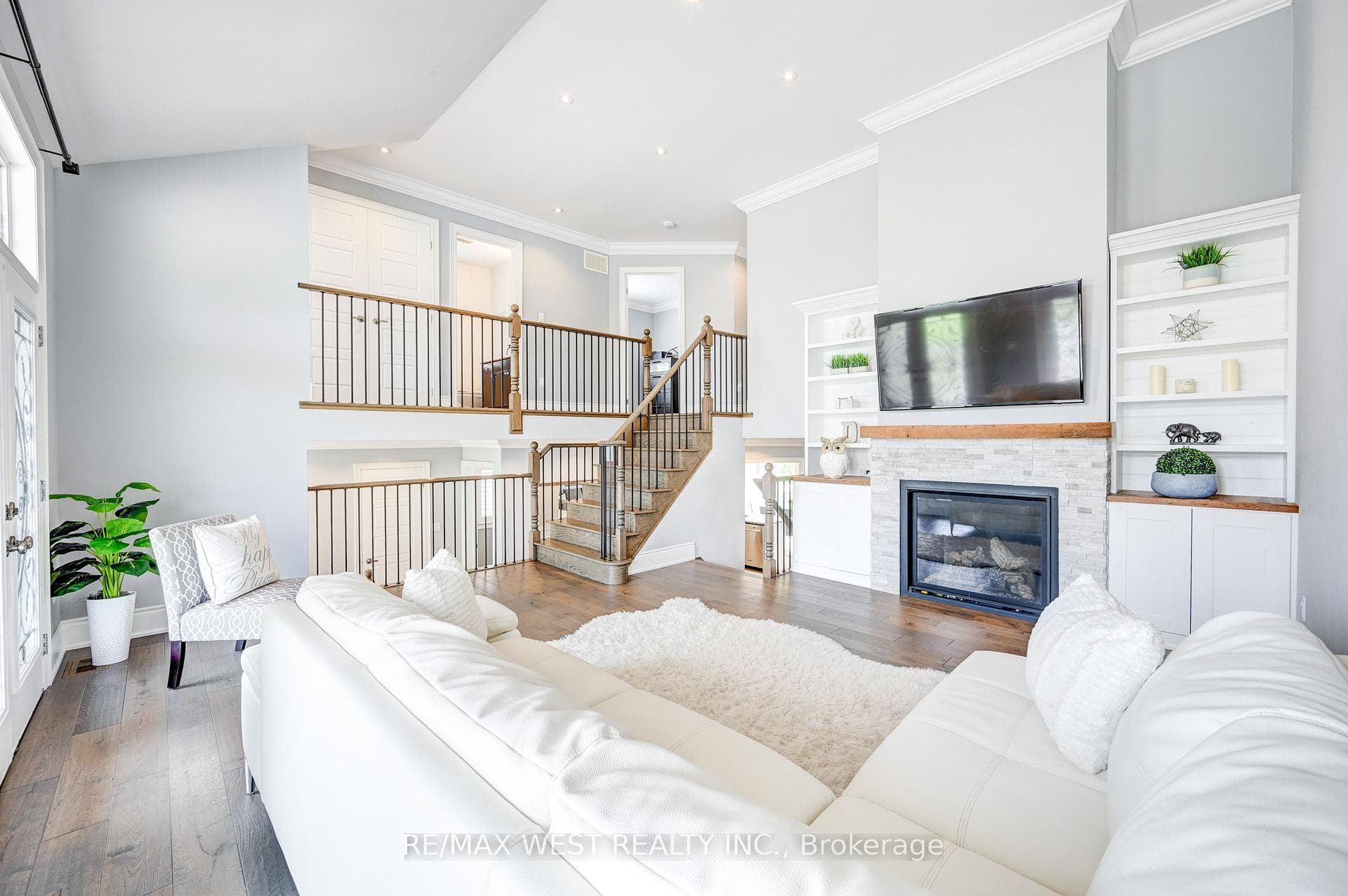 4177 Thomas Alton Boulevard photo 18