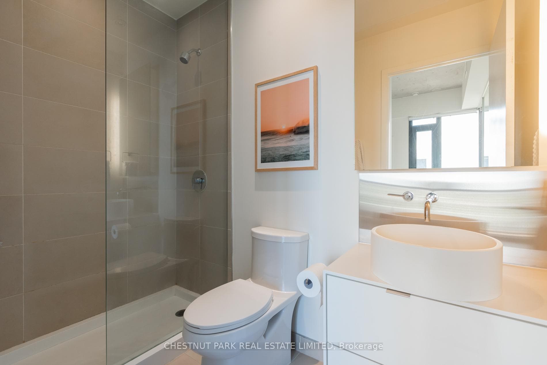 383 Sorauren Avenue Unit 815 photo 14