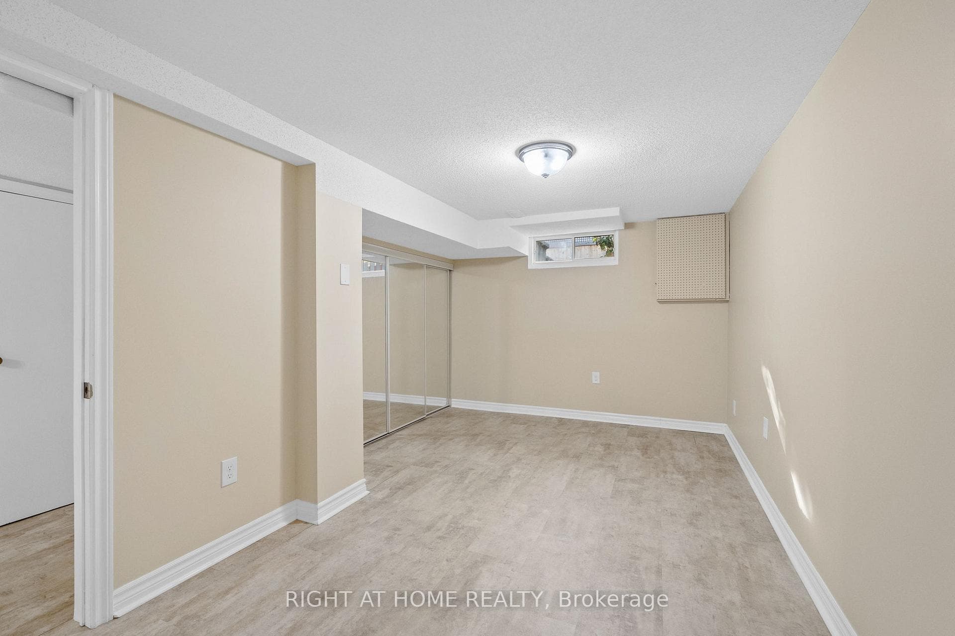 235 THISTLEDOWN Court photo 31