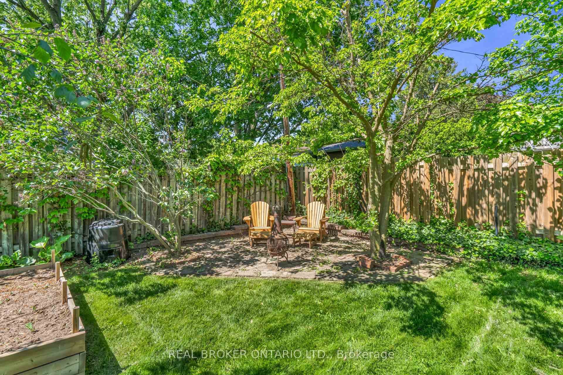 341 Appleby Line photo 33