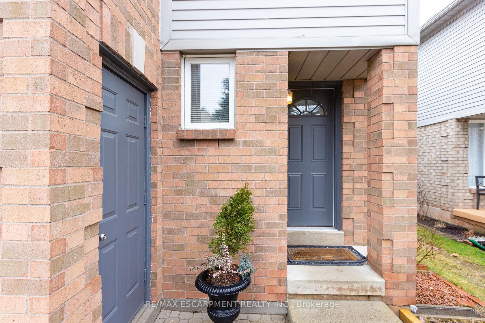 1151 Leewood Drive photo 3