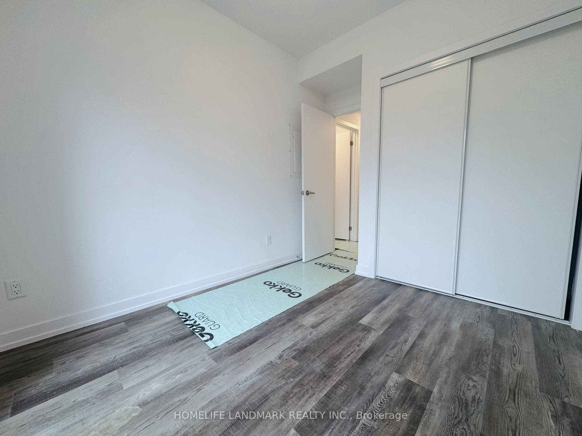 5 Bancroft Lane Unit 307 photo 10