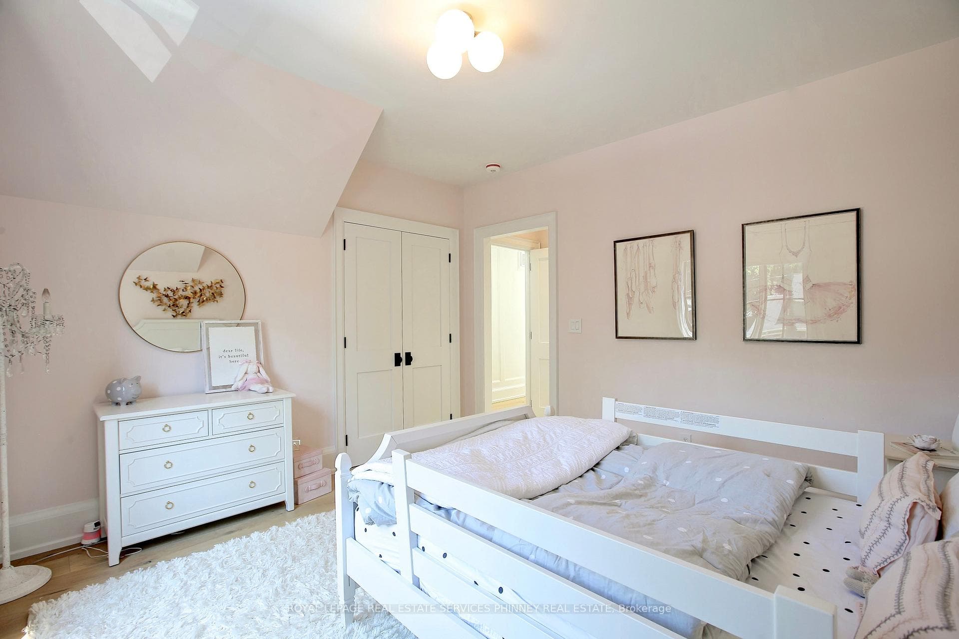 179 Douglas Avenue photo 33