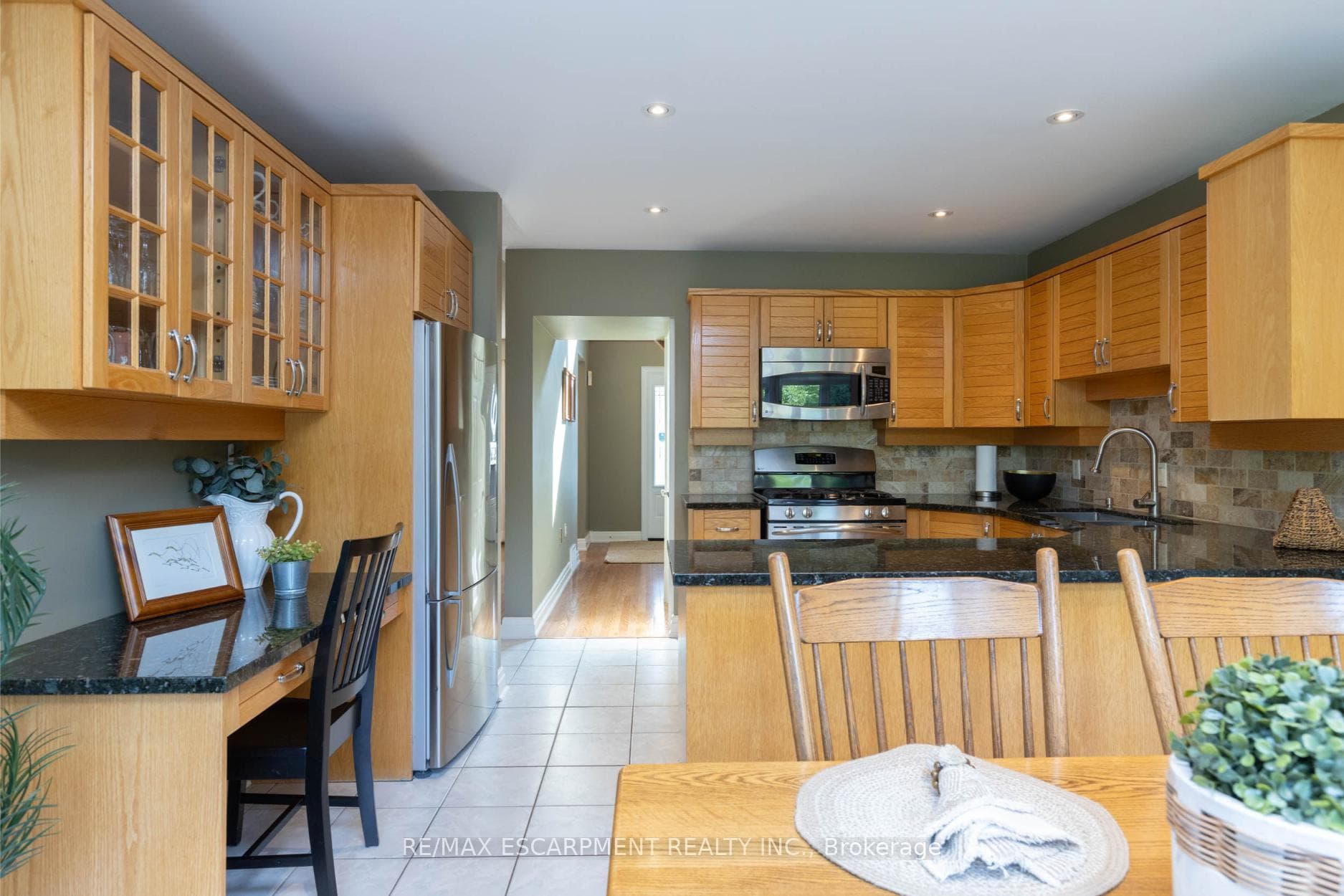 1416 Progreston Road photo 14