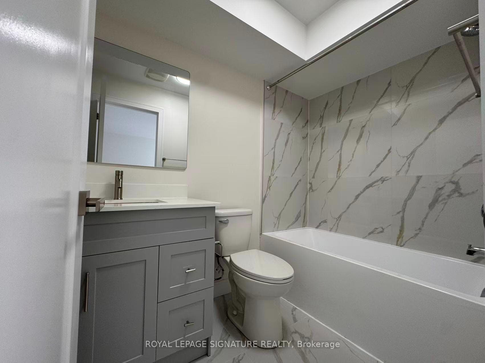 53 Bishop Avenue Unit 4 photo 9