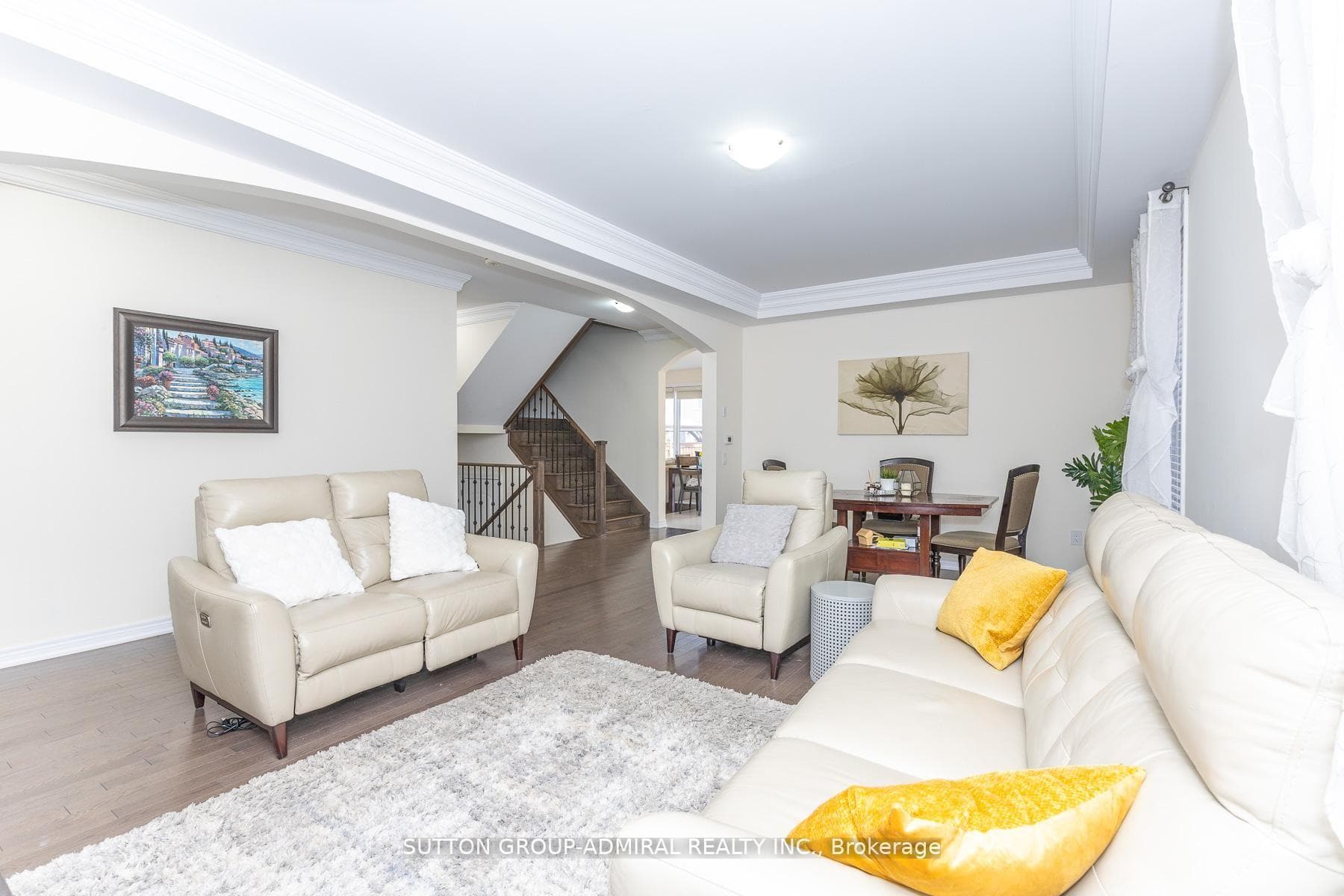 30 Albert Spencer Avenue photo 8