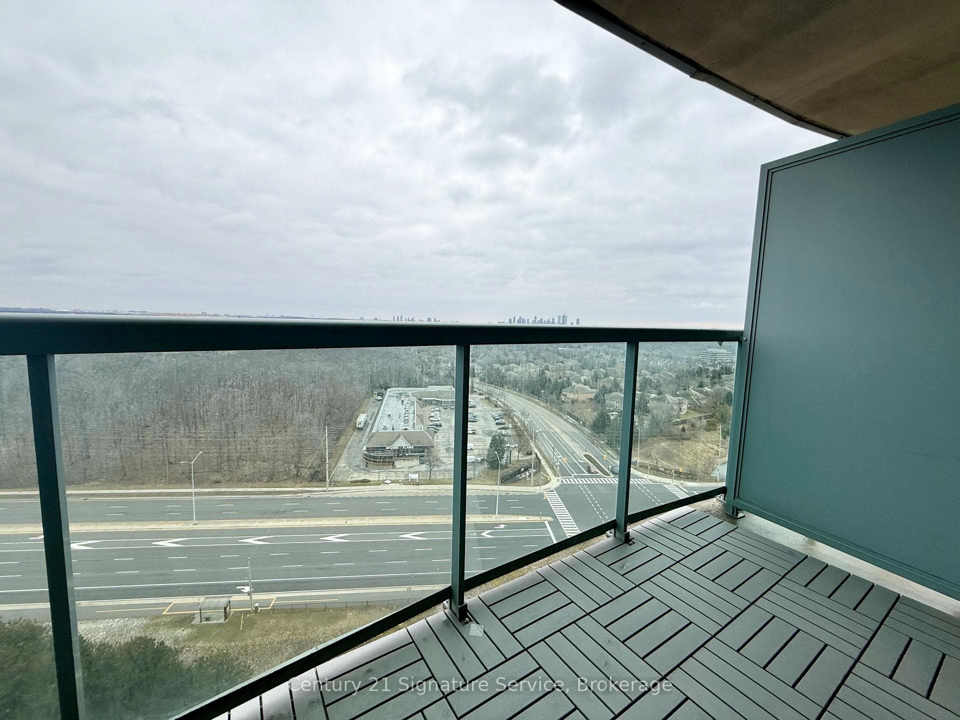 2545 Erin Centre Boulevard Unit 1802 photo 19