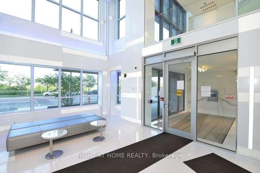 110 Marine Parade Drive Unit 1003 photo 4
