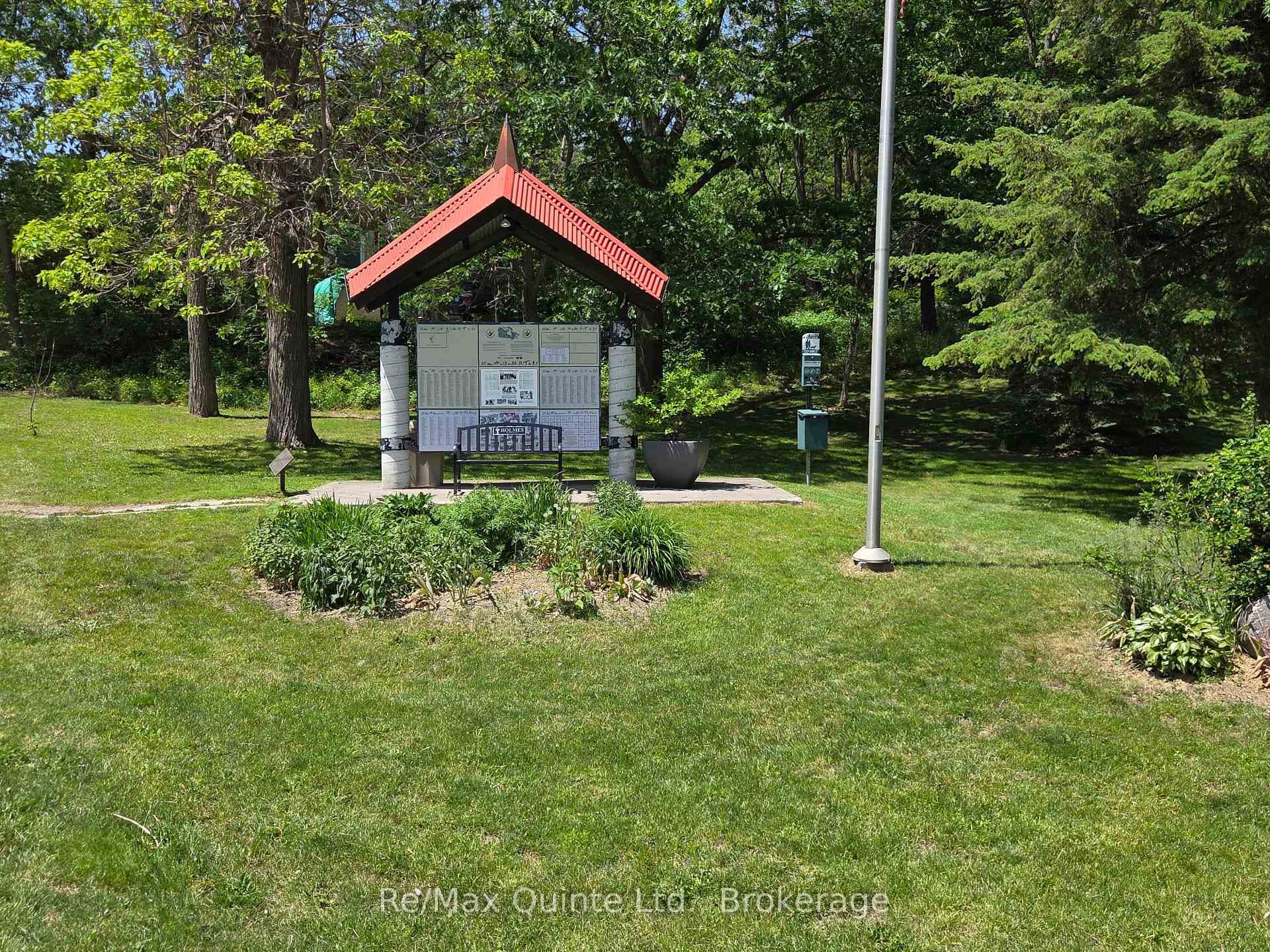 14 McCamon Avenue photo 23