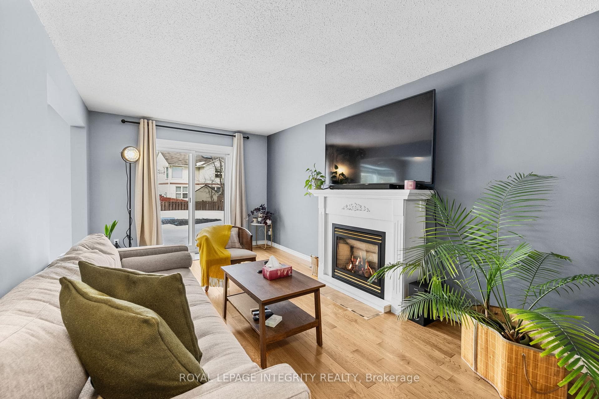 1090 Chablis Parkway photo 5